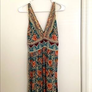 Long Sleeveless Maxi dress